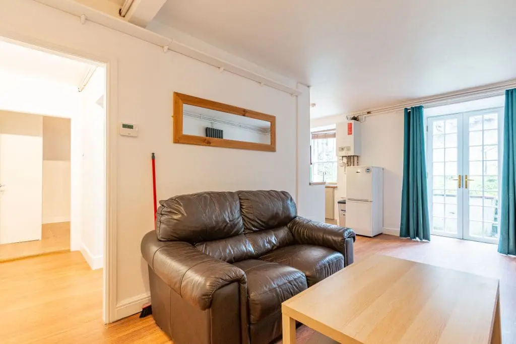 74P East Fountainbridge, Edinburgh, EH3 9BH