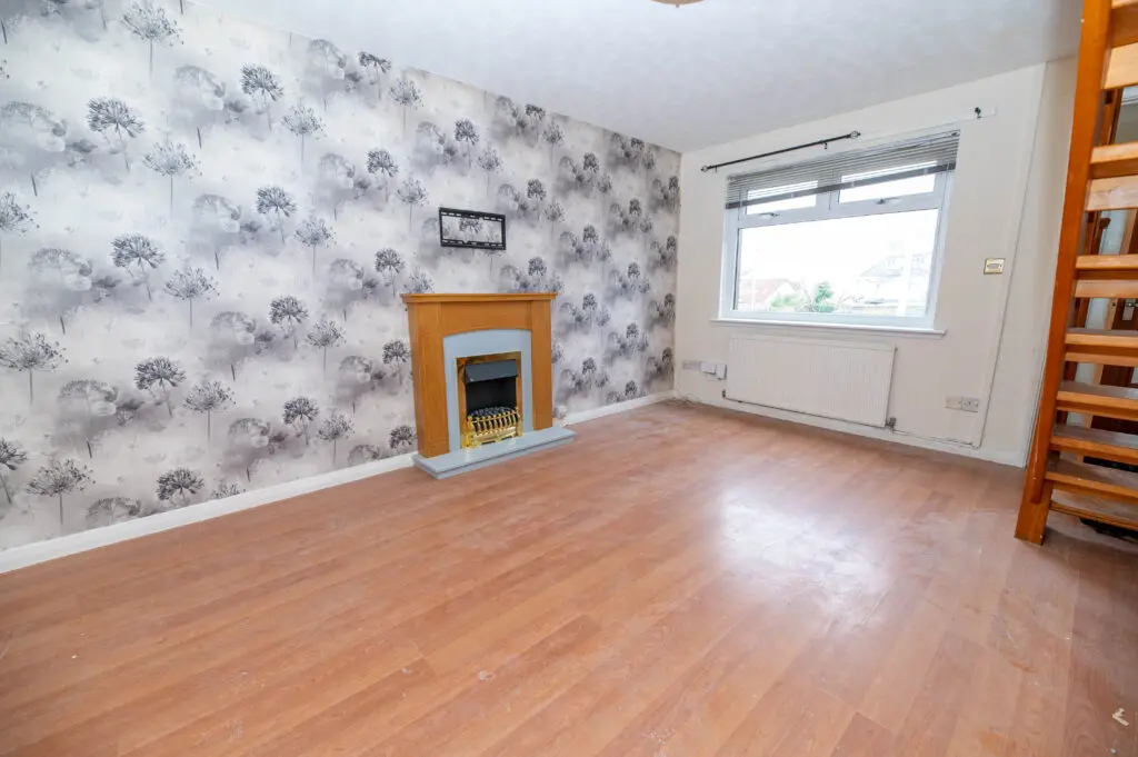0906L Parkhill, Gorebridge, EH23 4BP
