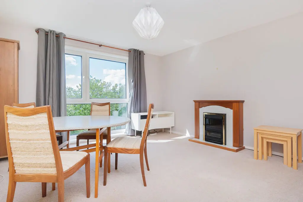 1336L Craigmount Hill, Edinburgh, EH4 8HW