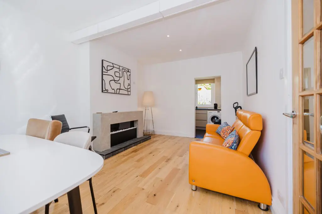 0470L Prestonfield Gardens, Edinburgh, EH16 5EA