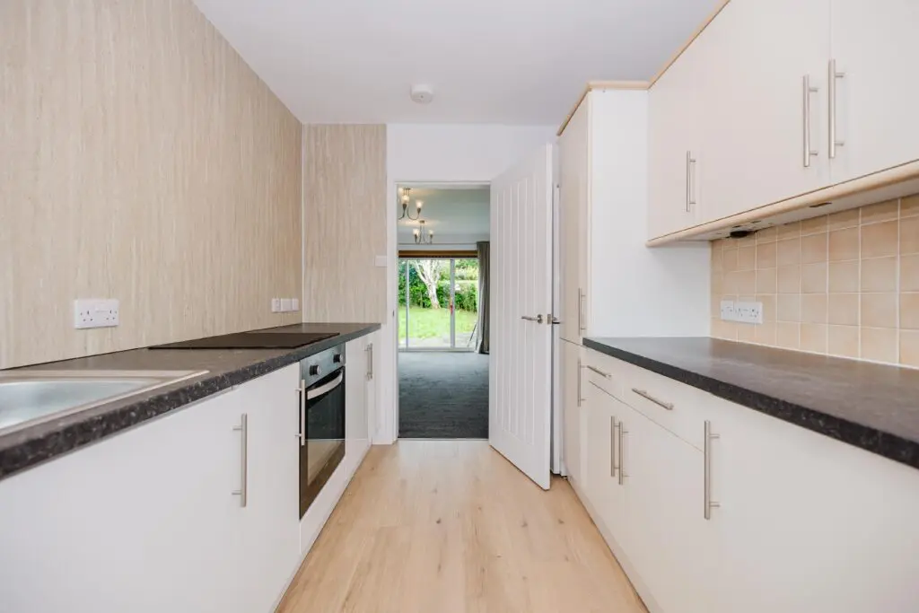 239T Cairns Gardens, Balerno, Edinburgh, EH14 7HJ