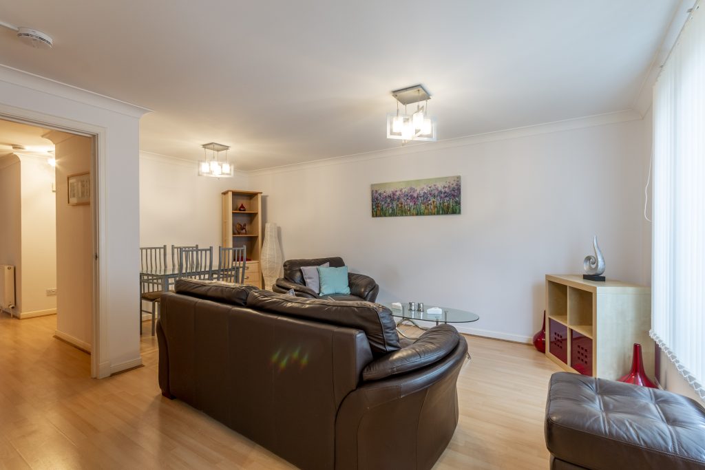 2506L – Albert Street, Edinburgh, EH7 5LY